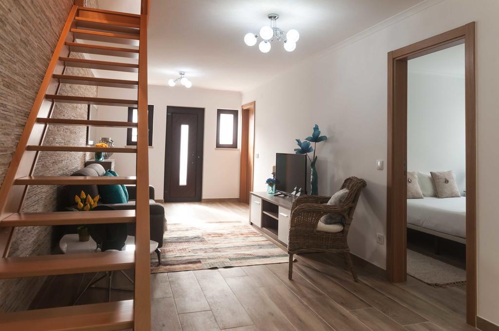Westside Beach House Peniche Exterior foto